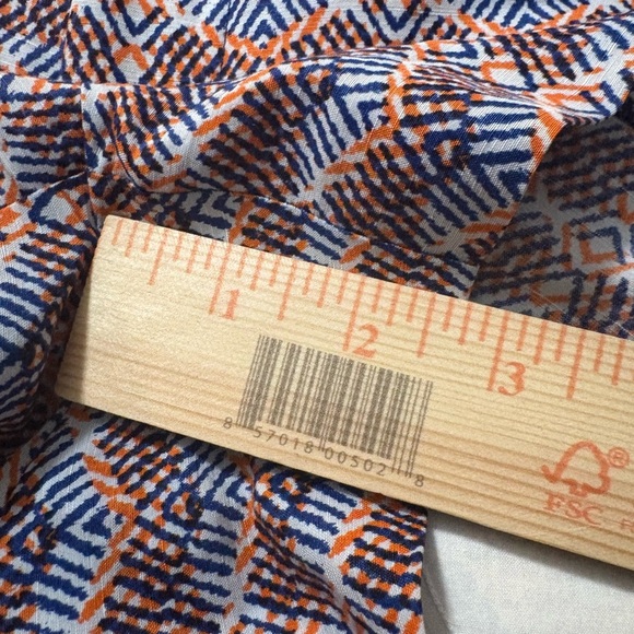 Joie High Waist Blue snd Orange Geometric Linen and Silk Blend Shorts. - Picture 13 of 15